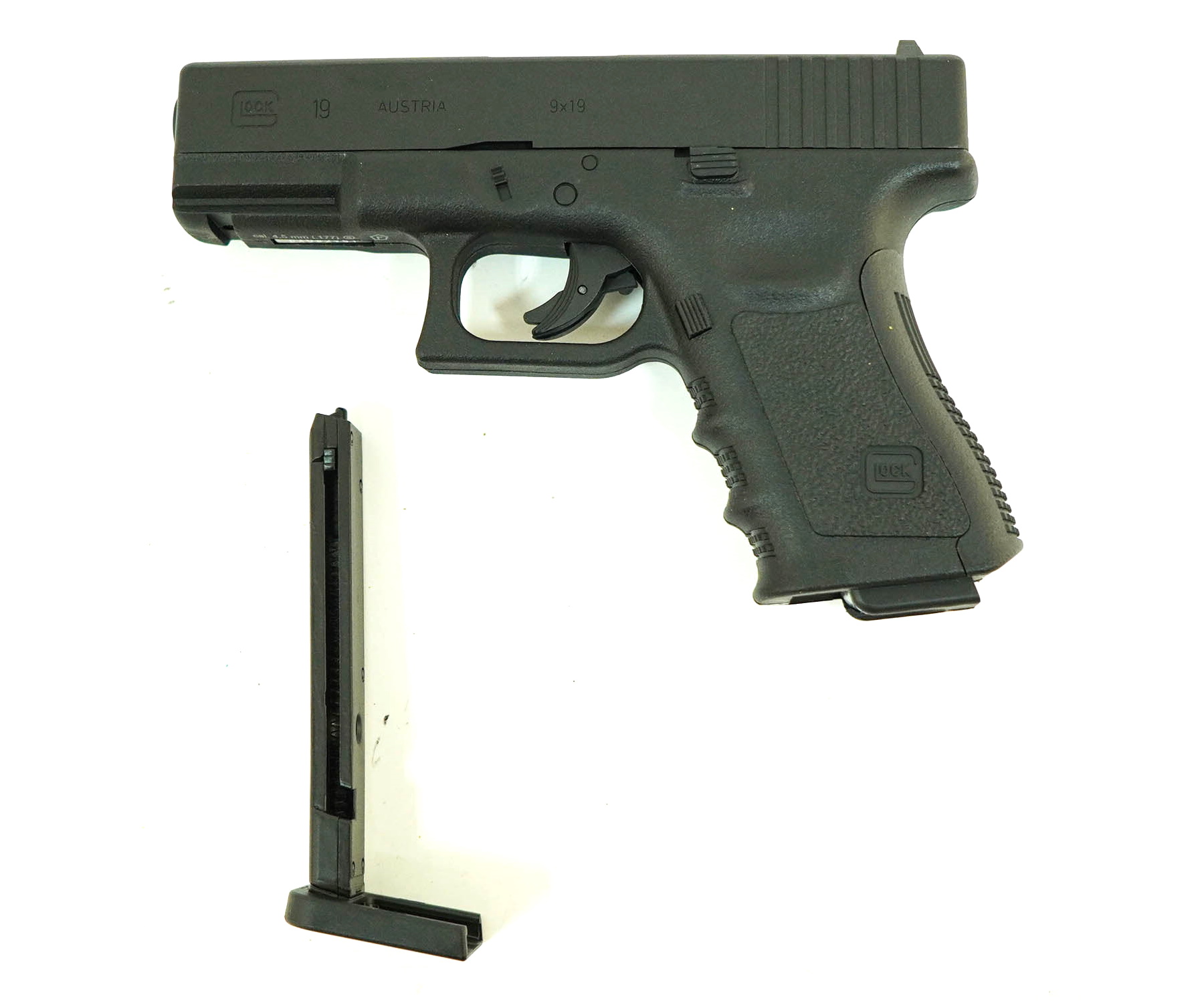 Пистолет пневматический Glock 19, к.4,5мм